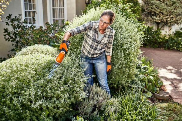 HSA 26 - Cisaille à arbuste et cisaille à gazon / Batterie AS 2 et chargeur AL 1 STIHL – Image 4